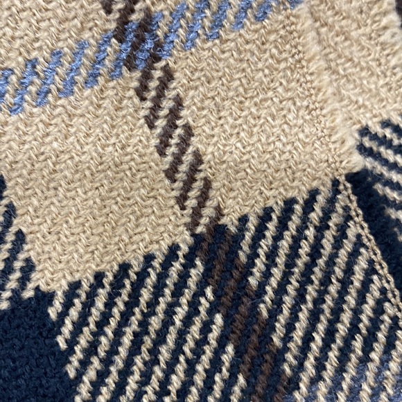 NWOT.  Set of 3, plaid scarves. - Picture 10 of 12